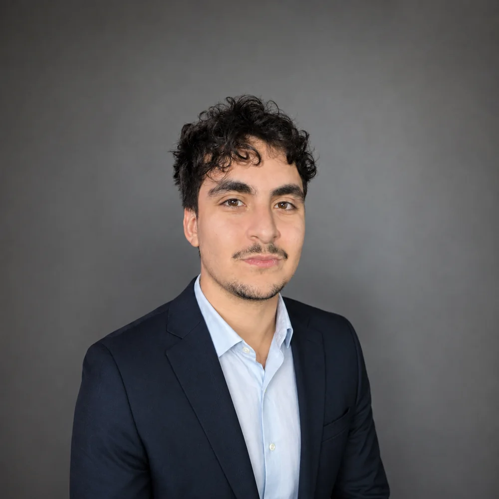 Professional headshot of Ian Cervantes